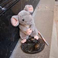 Was macht die Maus im Dom / Photo: © Sebastian Schritt, Dom-Information Was macht die Maus im Dom