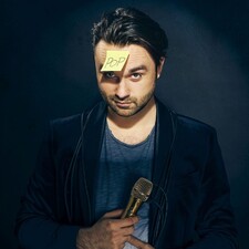 Dr. Pop - Hitverdächtig! / Photo: © Marvin Ruppert Dr. Pop - Hitverdächtig!