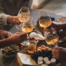 Weinprobe im Weinhaus / Photo: © Das Weinhaus Weinprobe im Weinhaus